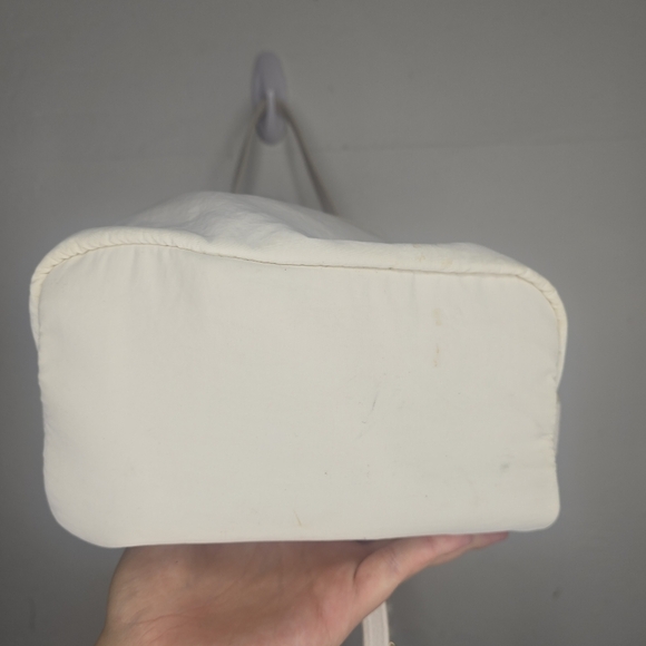 Isaac Mizrahi Ivory Canvas Drawstring Bucket Style Handbag, Crossbody Purse - Picture 5 of 6